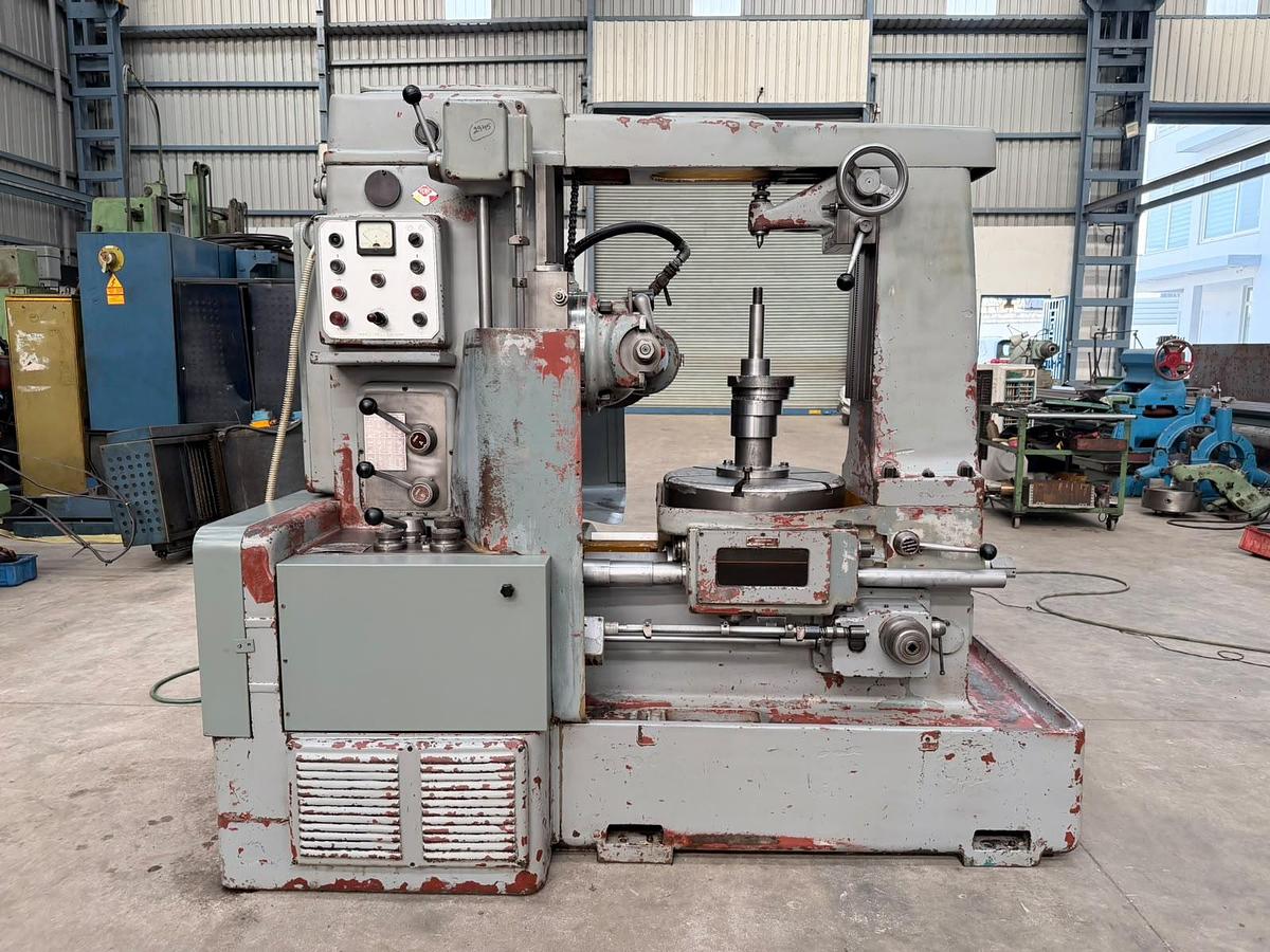 Used Donini Italy A-51 Gear Hobbing Machine