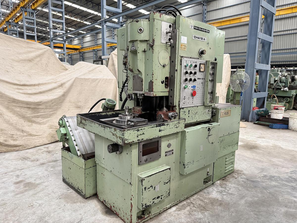 Used TOS OHA-12A Auto-Cycle High-Speed Gear Shaper Machine