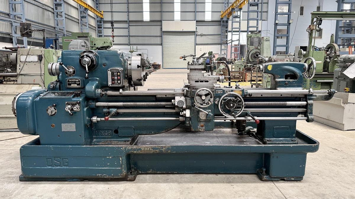 Used Dean Smith & Grace Type 17-T Heavy Duty Lathe Machine