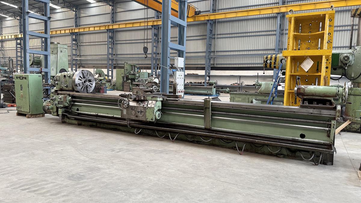 Used TOS SU63A / 5000 Heavy Duty Lathe Machine