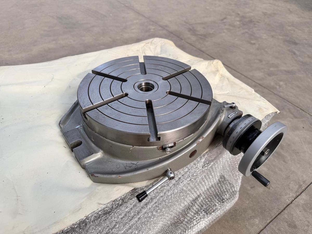 Used Made in Italy 320 mm Dia. Manual Indexing Rotary Table