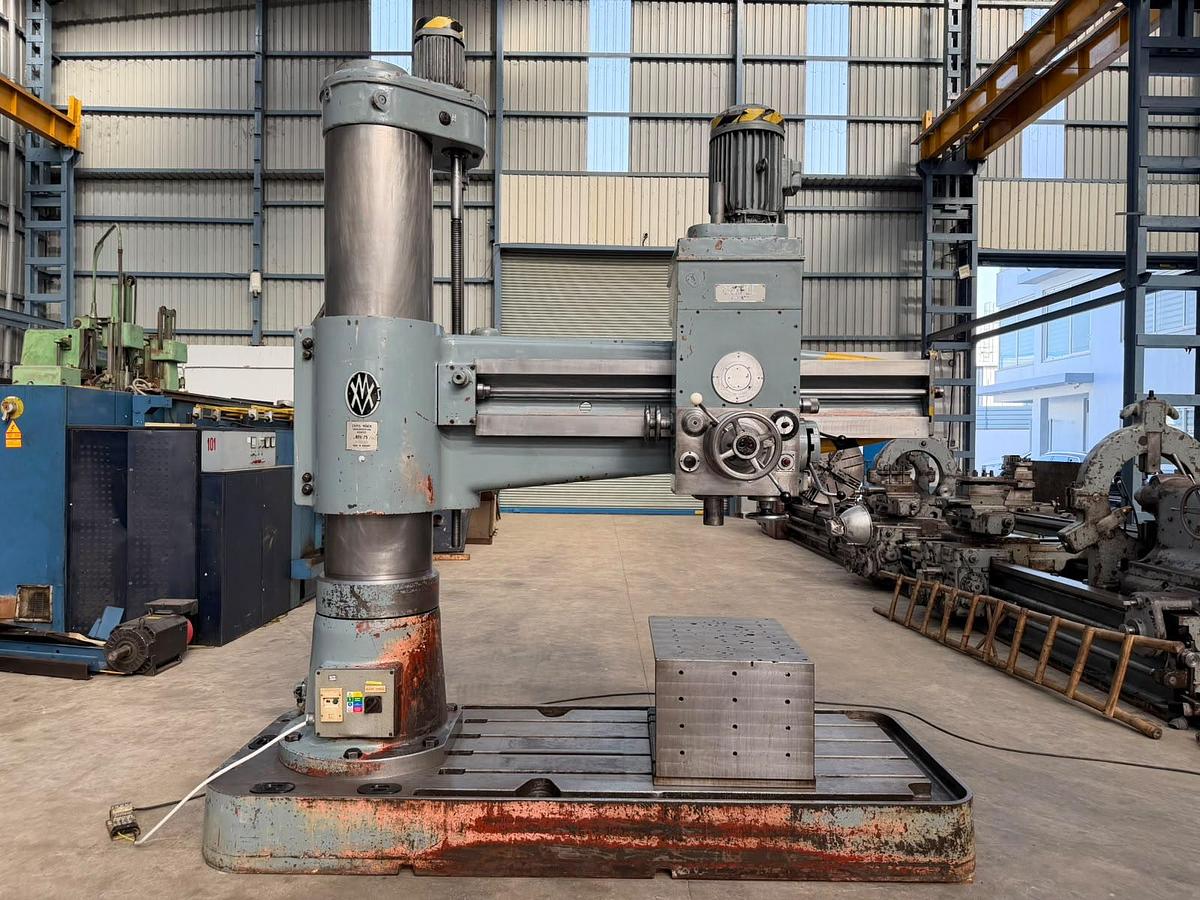 Used CSEPEL Hungary RFh-75 / 1750 Heavy-Duty Radial Drilling Machine