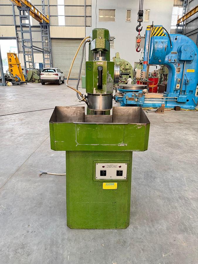 Used GE.MAC.C Italy 300 mm x 150 mm Vertical Surface Grinder Machine