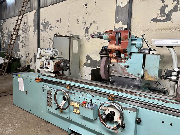 Used TOS BHU40A 1500 mm Heavy Duty Universal Cylindrical Grinder