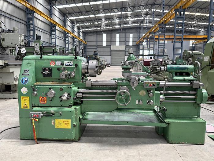 Used Arad Romania SN-400 x 1000 mm Heavy Duty Lathe Machine