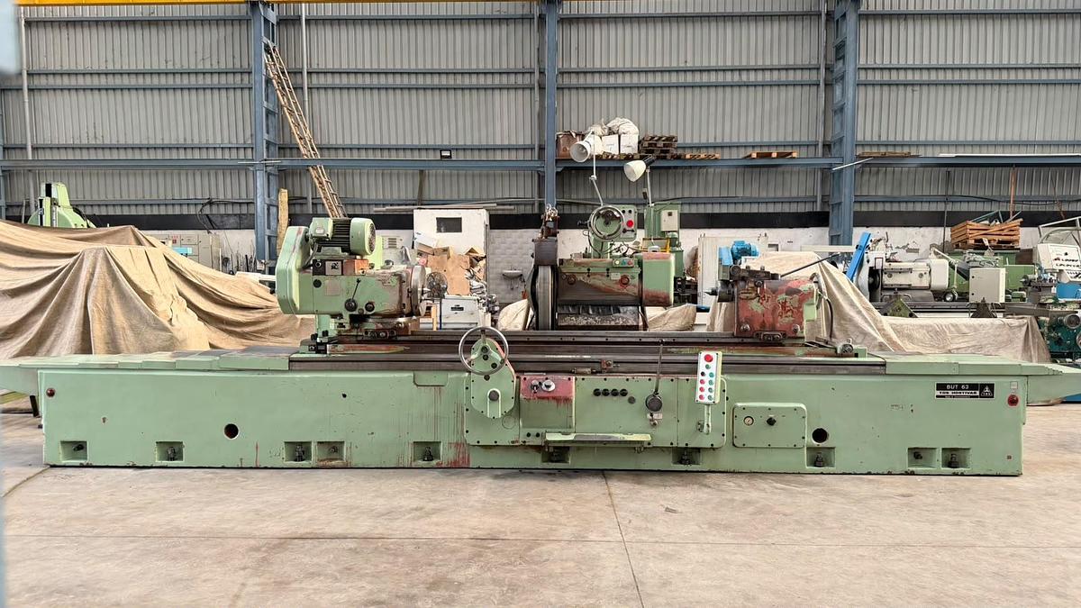 Used TOS Czech BUT-63 / 2000 Heavy-Duty Cylindrical Grinding Machine