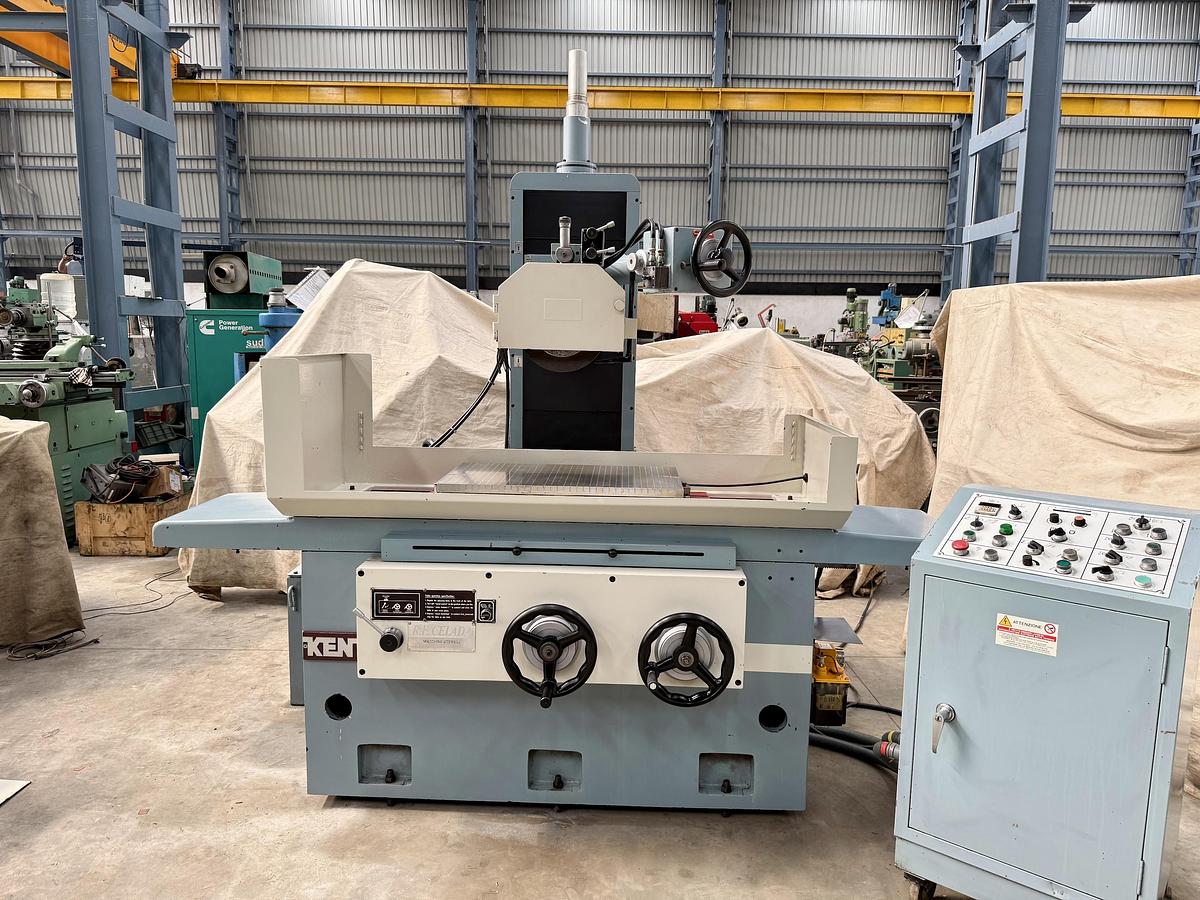 Used Kent KGS-407 400 mm x 700 mm Surface Grinding Machine
