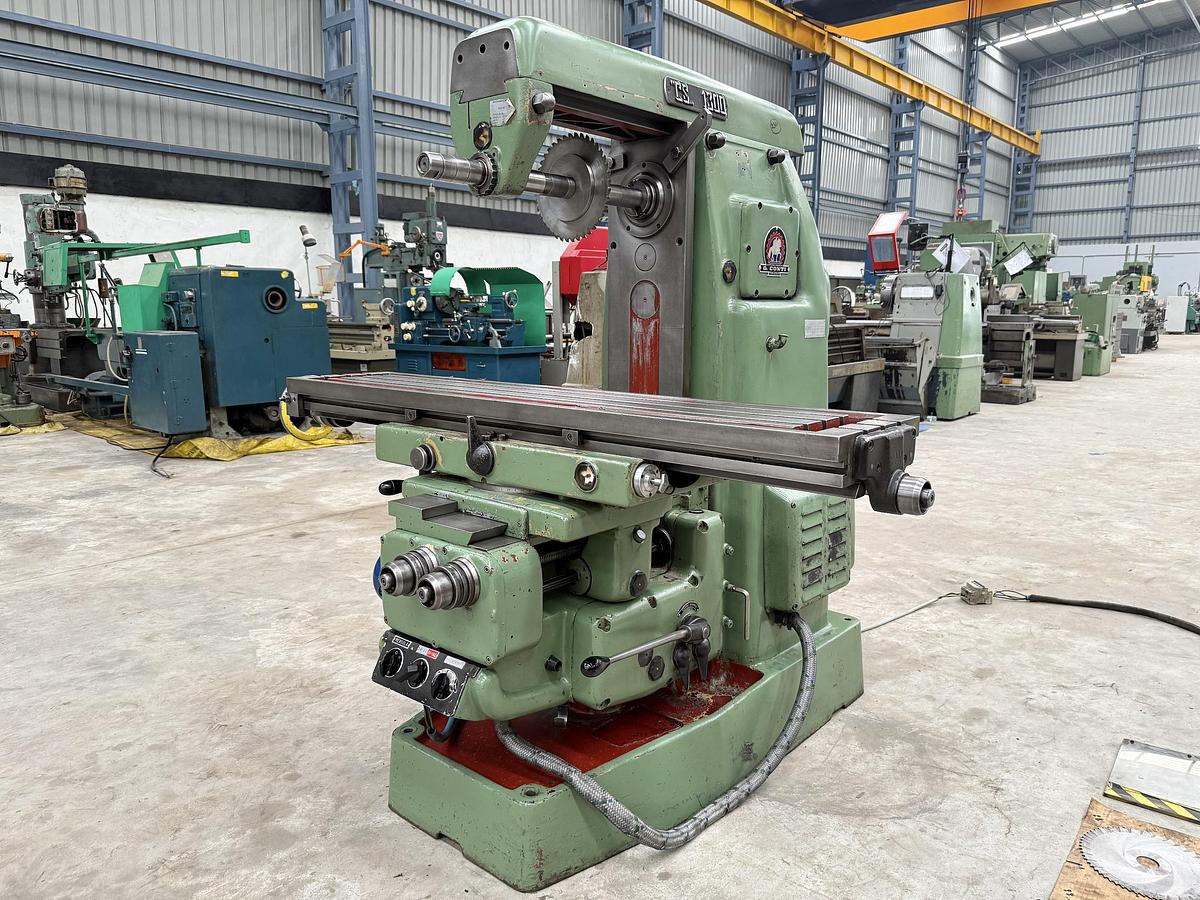 Used G. Conti Italy 1535 mm x 305 mm Horizontal Milling Machine