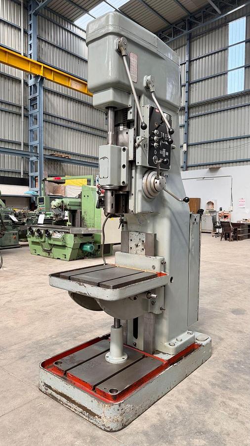 Used FIAT Italy 65 mm Capacity Heavy Duty Column Drilling Machine