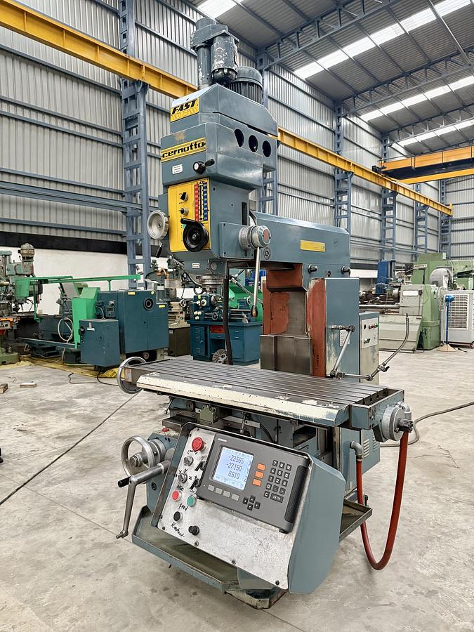 Used Cernotto Italy 1250 mm x 350 mm Vertical Turret Milling Machine