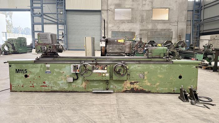 Used TOS B40U/2000 Heavy-Duty Cylindrical Grinder Machine