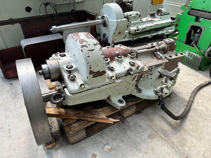 Used TOS FO-16 Gear Hobbing Machine