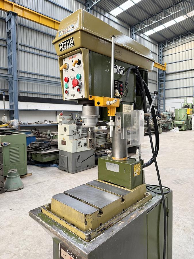 Used Gloria Super Italy Automatic Pitch Controlled Tapping Machine