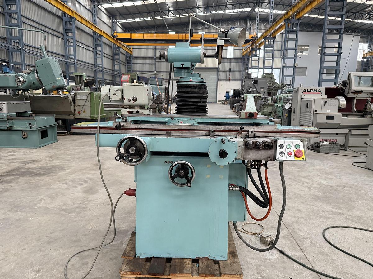 Used TOS Czech BN102C Hydraulic Automatic Tool & Cutter Grinder