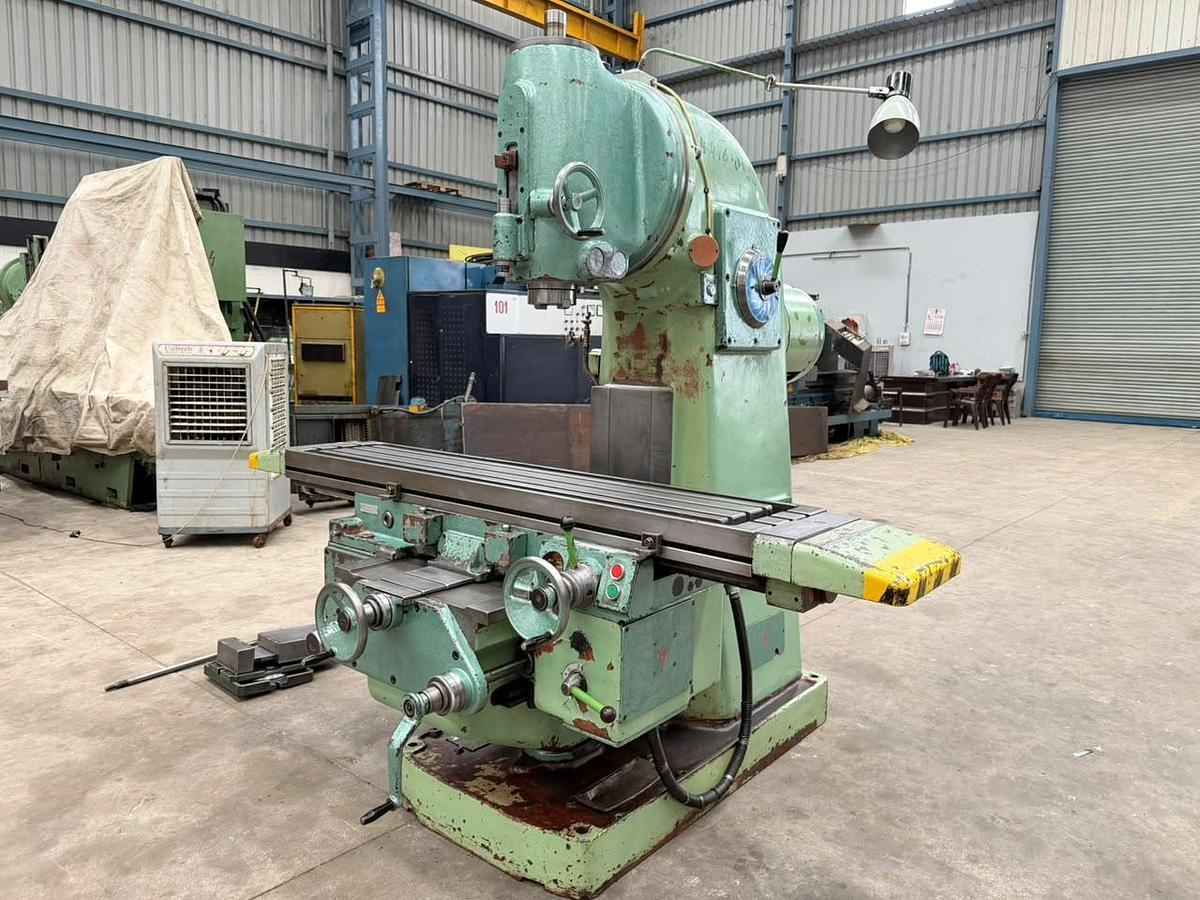 Used TOS Czech FA4V Vertical Milling Machine