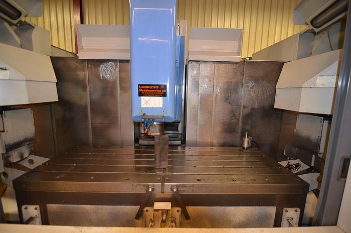 Used MV28 - Mazak VTC 30 C