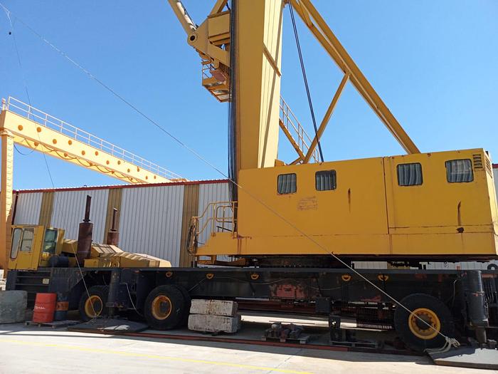 Used Gottwald Harbour Crane ModelHMK 260-69 40 tonne Capacity 1995