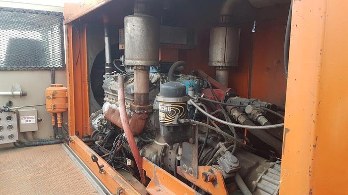 Used 2002 WELCAN 4 Axle Carrier Style Oilfield Pump / Kill Truck