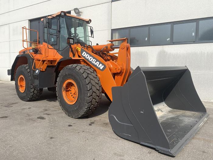 Usato 2014 DOOSAN DL 350-3