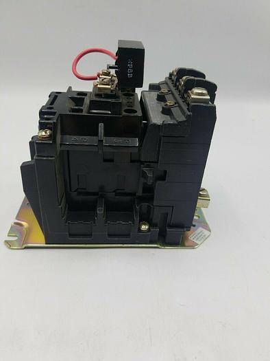 Used ALLEN-BRADLEY 500-A0D930 SER B