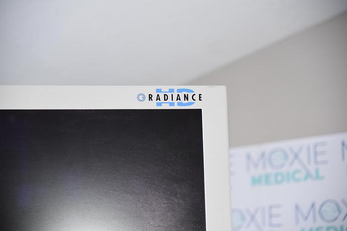 Used NDS 32" Endoscopy HD LCD Medical Monitor Radiance Flat Panel SC-WX32-A1511