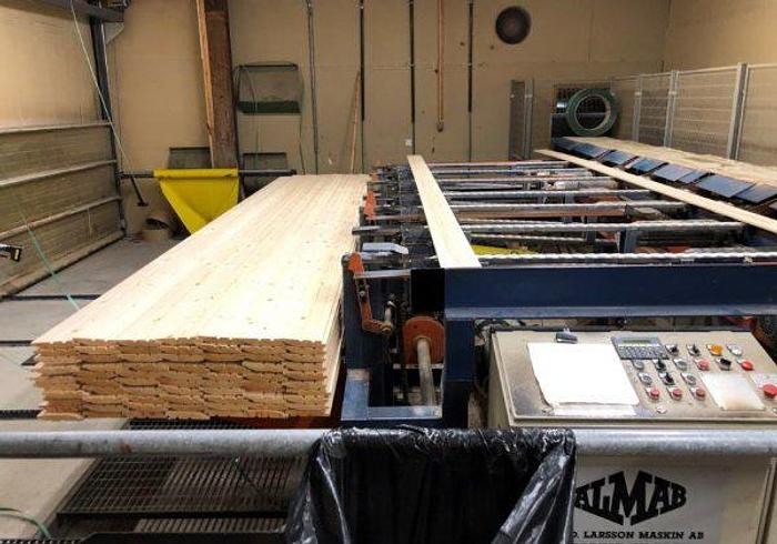 Used Moulder line with Waco attack 1000