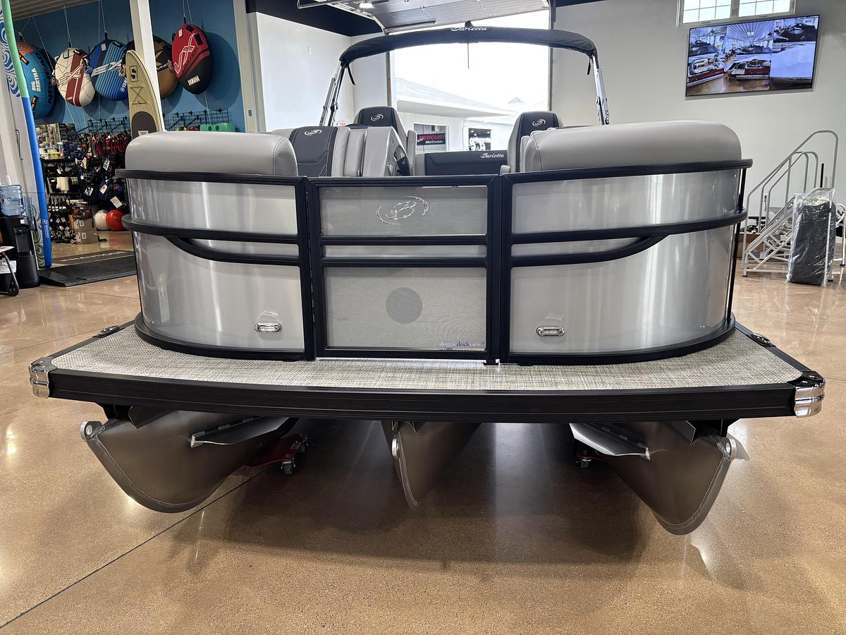 2027 Barletta Boats Cabrio C22UC