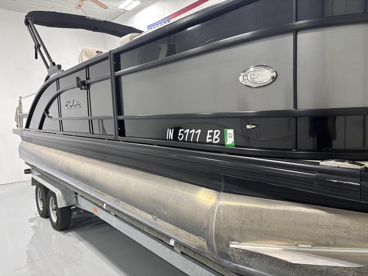Used 2019 Barletta Boats L23UC