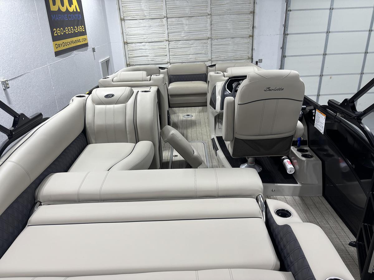 Used 2019 Barletta Boats L23UC