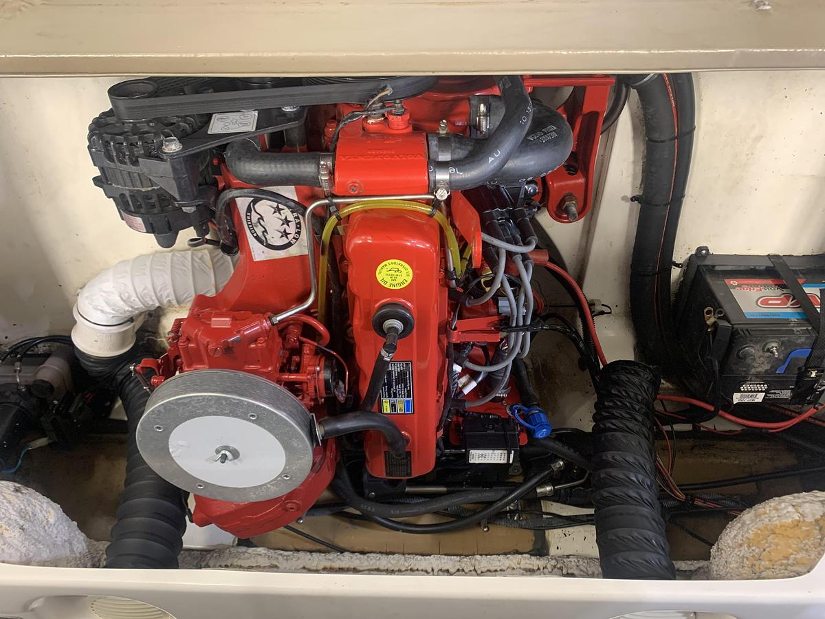 Used 2005 Glastron SX175