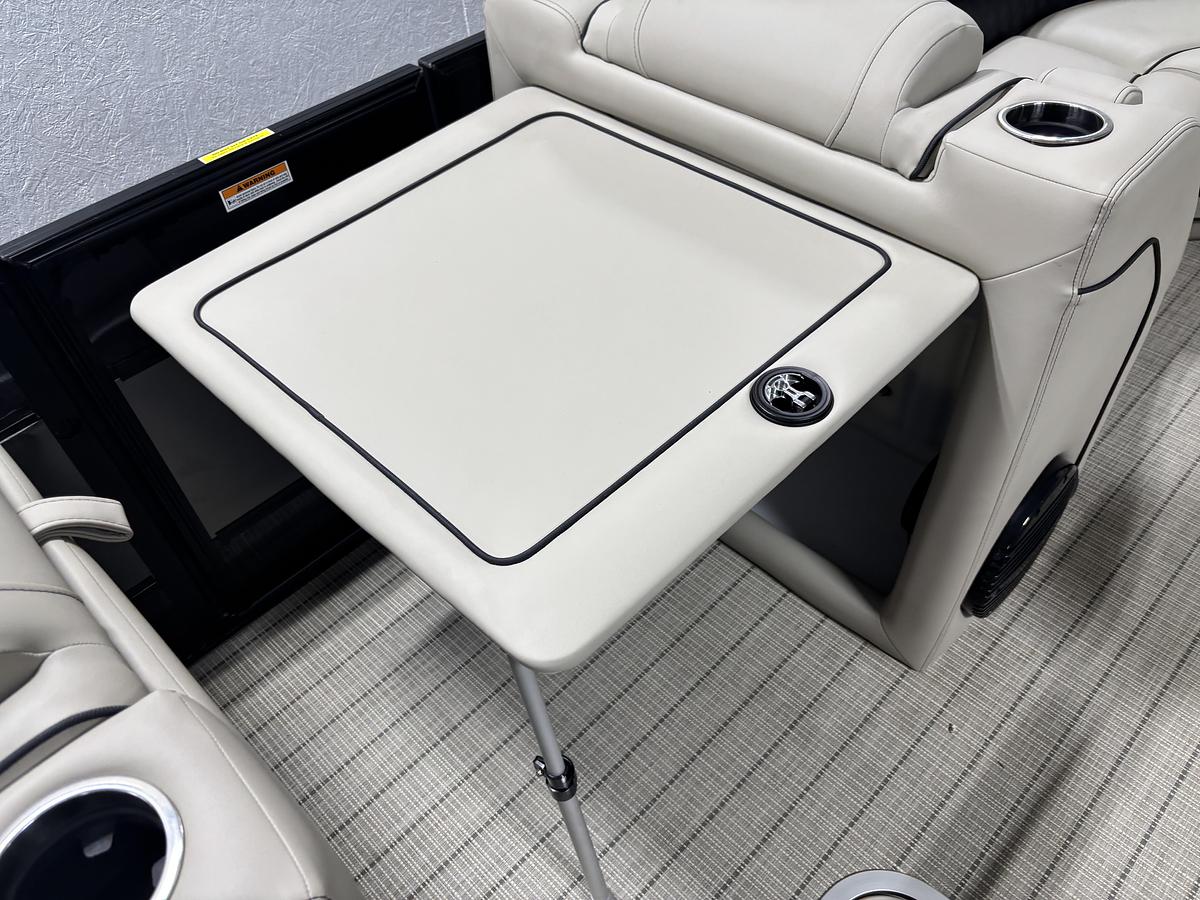 Used 2019 Barletta Boats L23UC