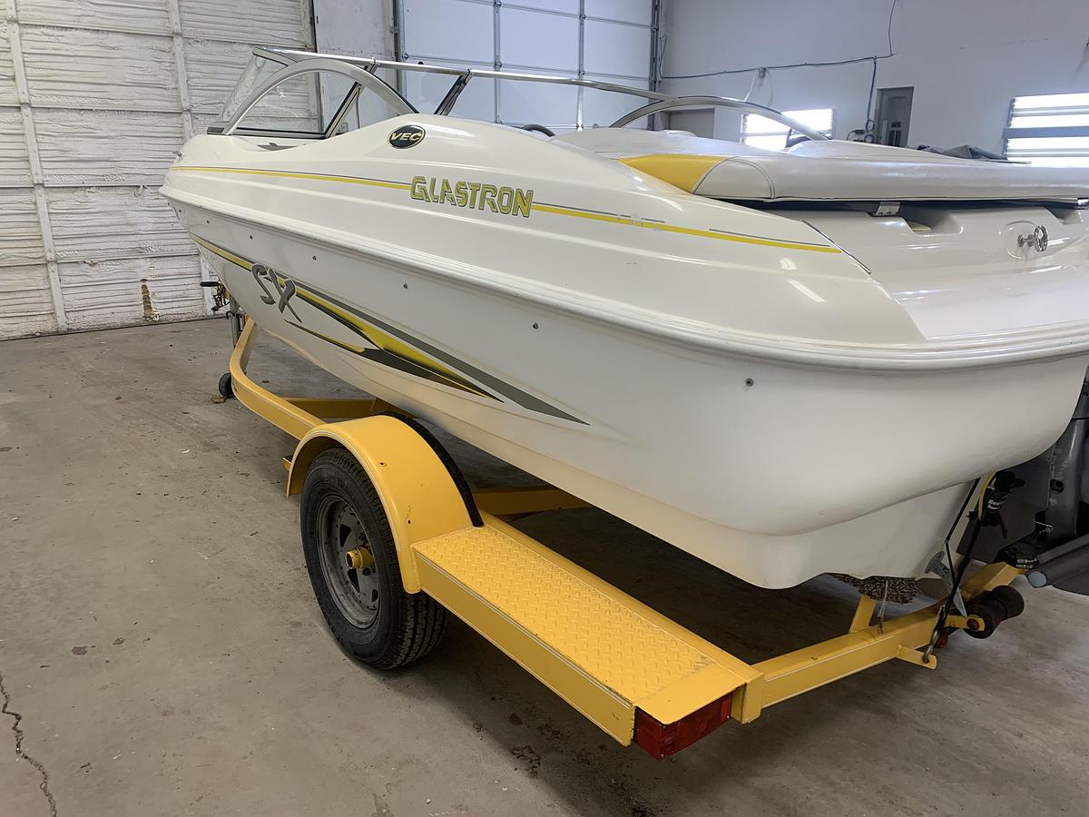 Used 2005 Glastron SX175