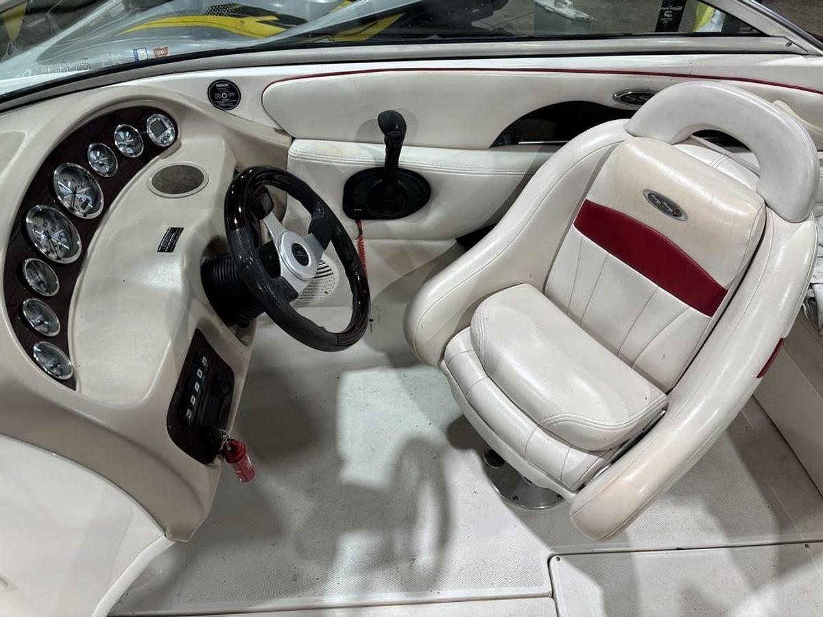 Used 2001 Chaparral 196 SSI