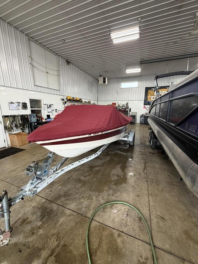 Used 1997 Correct Craft Ski Nautique 2001