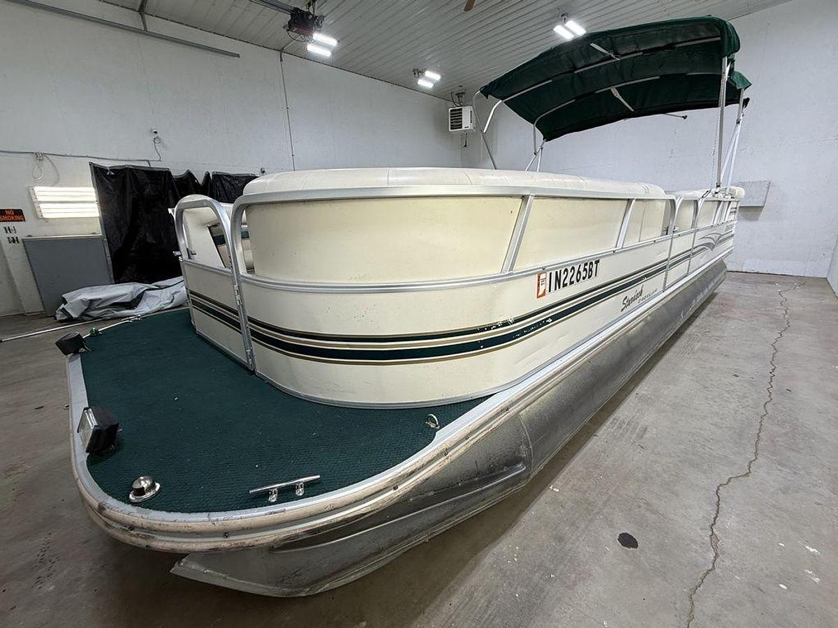 Used 1999 Starcraft Stardeck 240 Elite