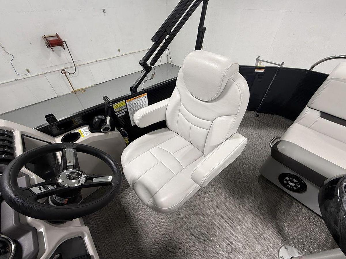 Used 2022 Godfrey Pontoons Sweetwater 2286 C