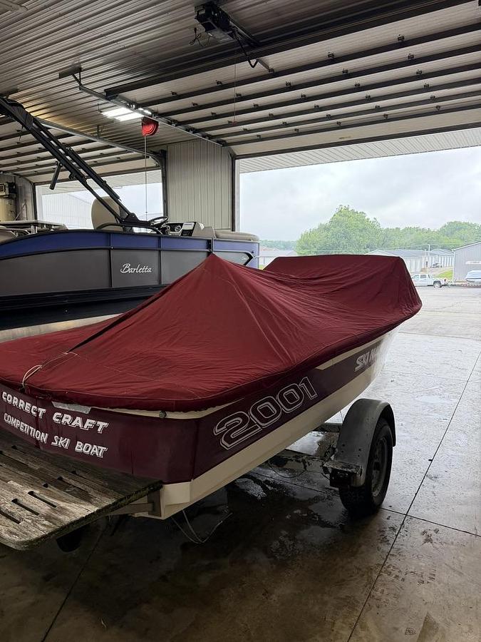 Used 1997 Correct Craft Ski Nautique 2001
