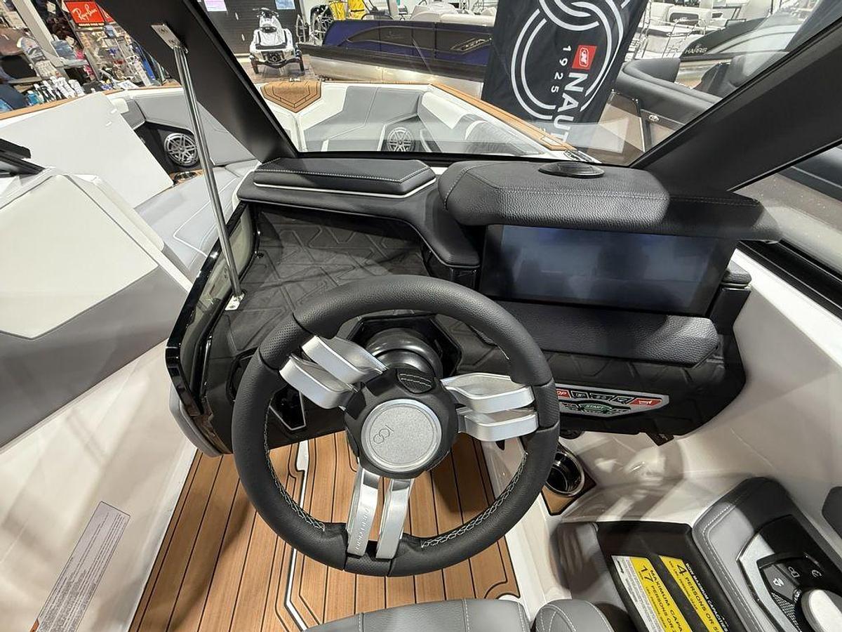 2025 Nautique Super Air Nautique GS24