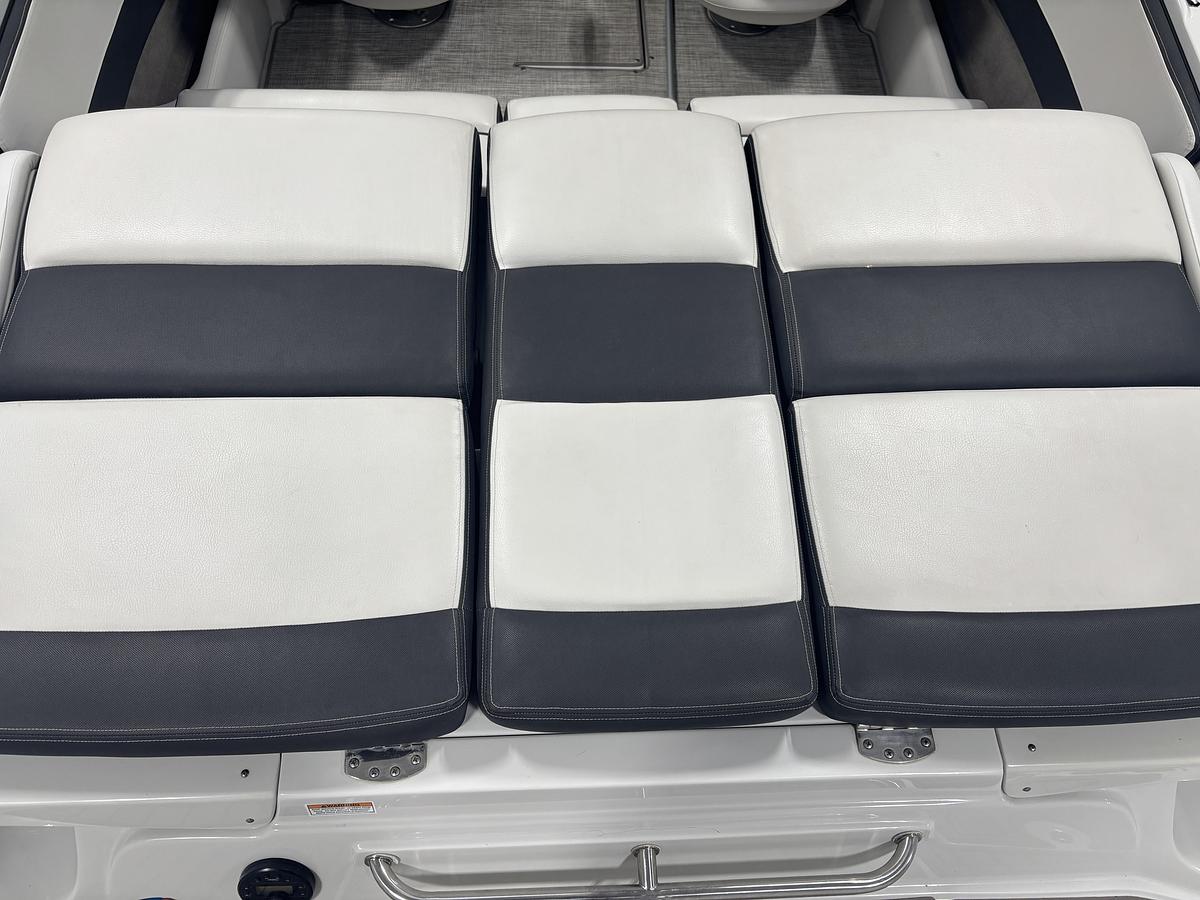 Used 2021 Crownline 210SS