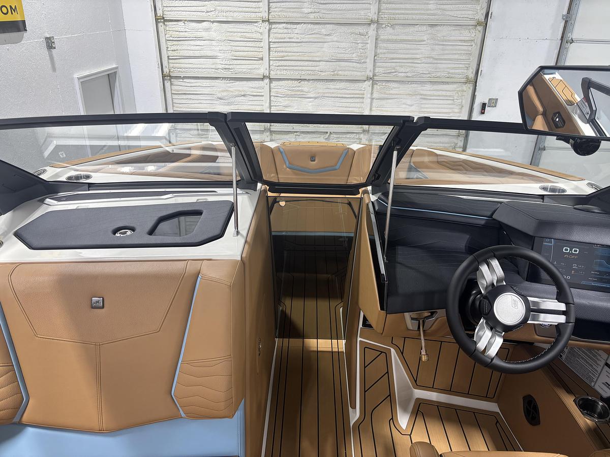 2027 Nautique G23