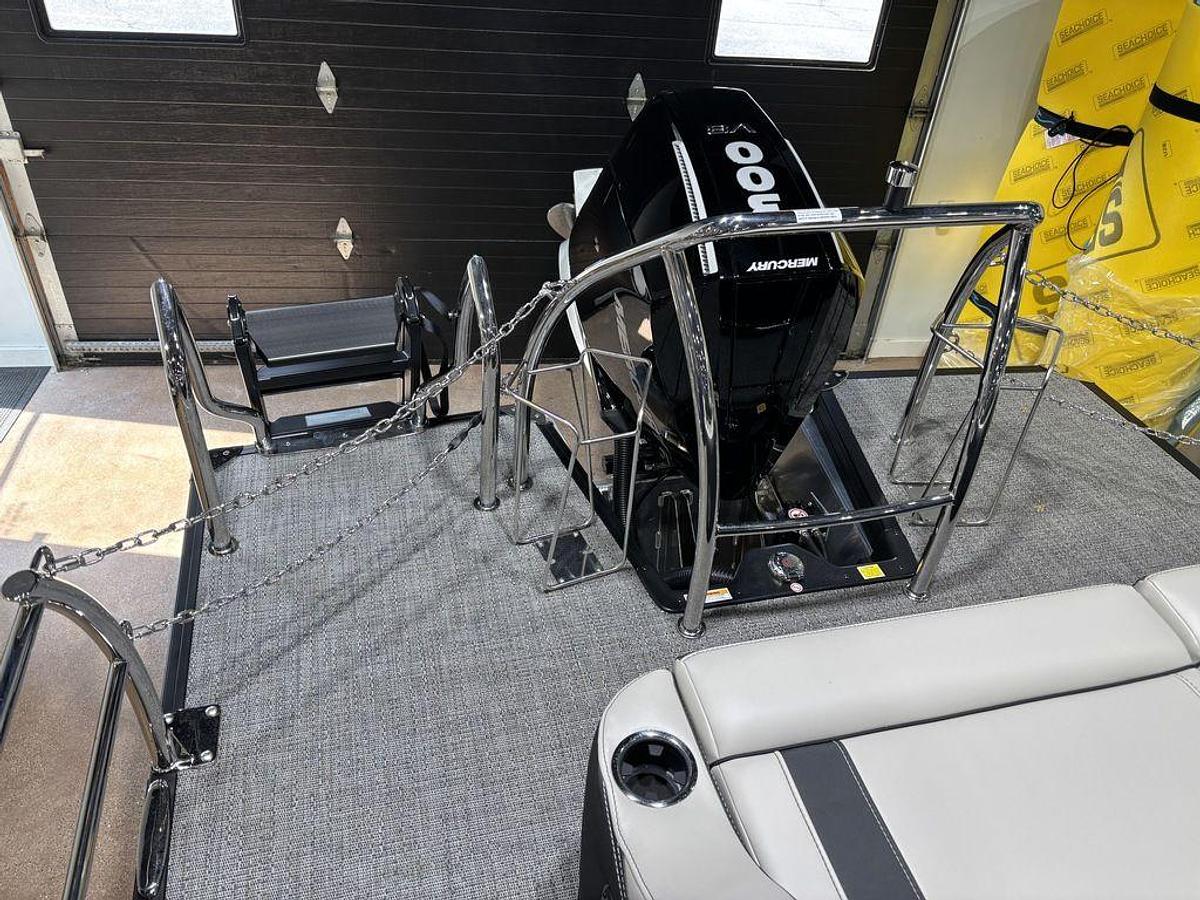2026 Barletta Boats Corsa 23UC