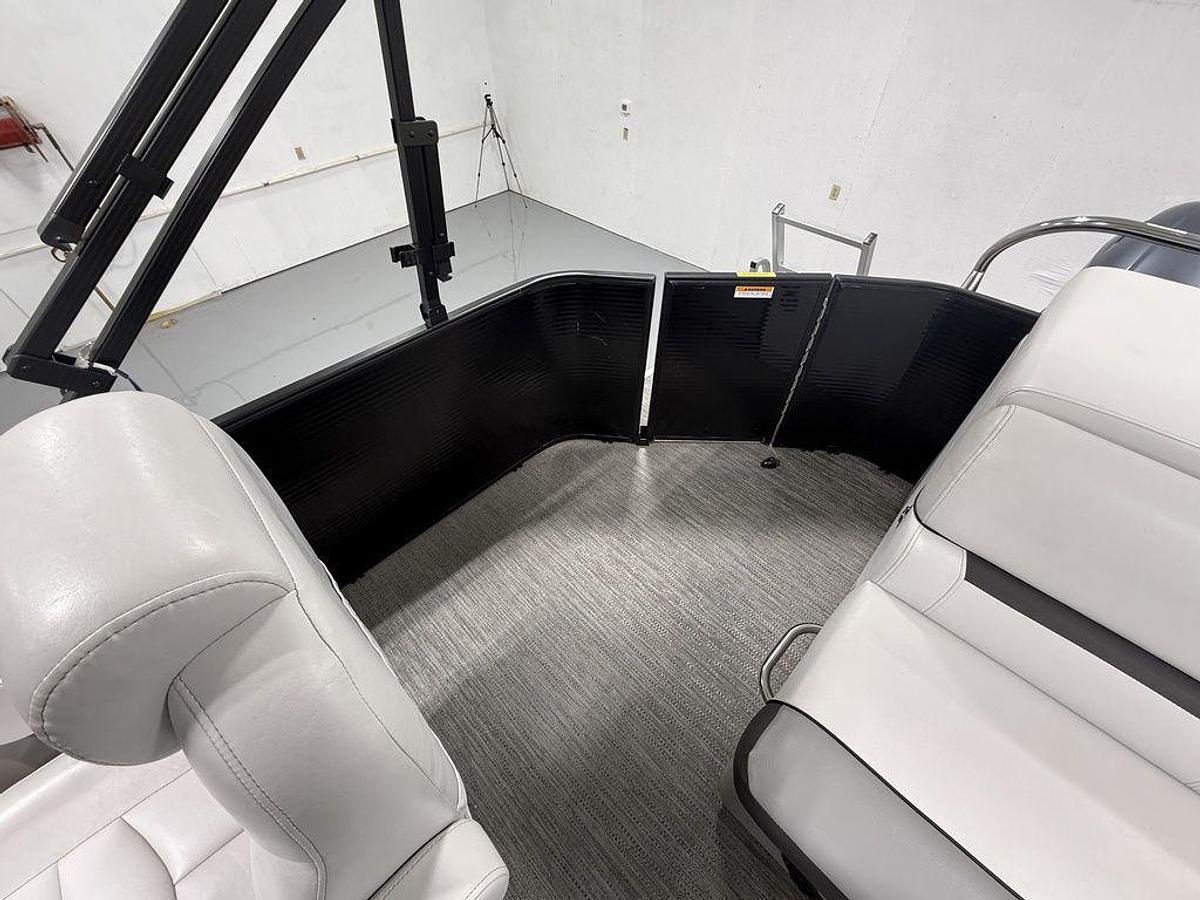 Used 2022 Godfrey Pontoons Sweetwater 2286 C