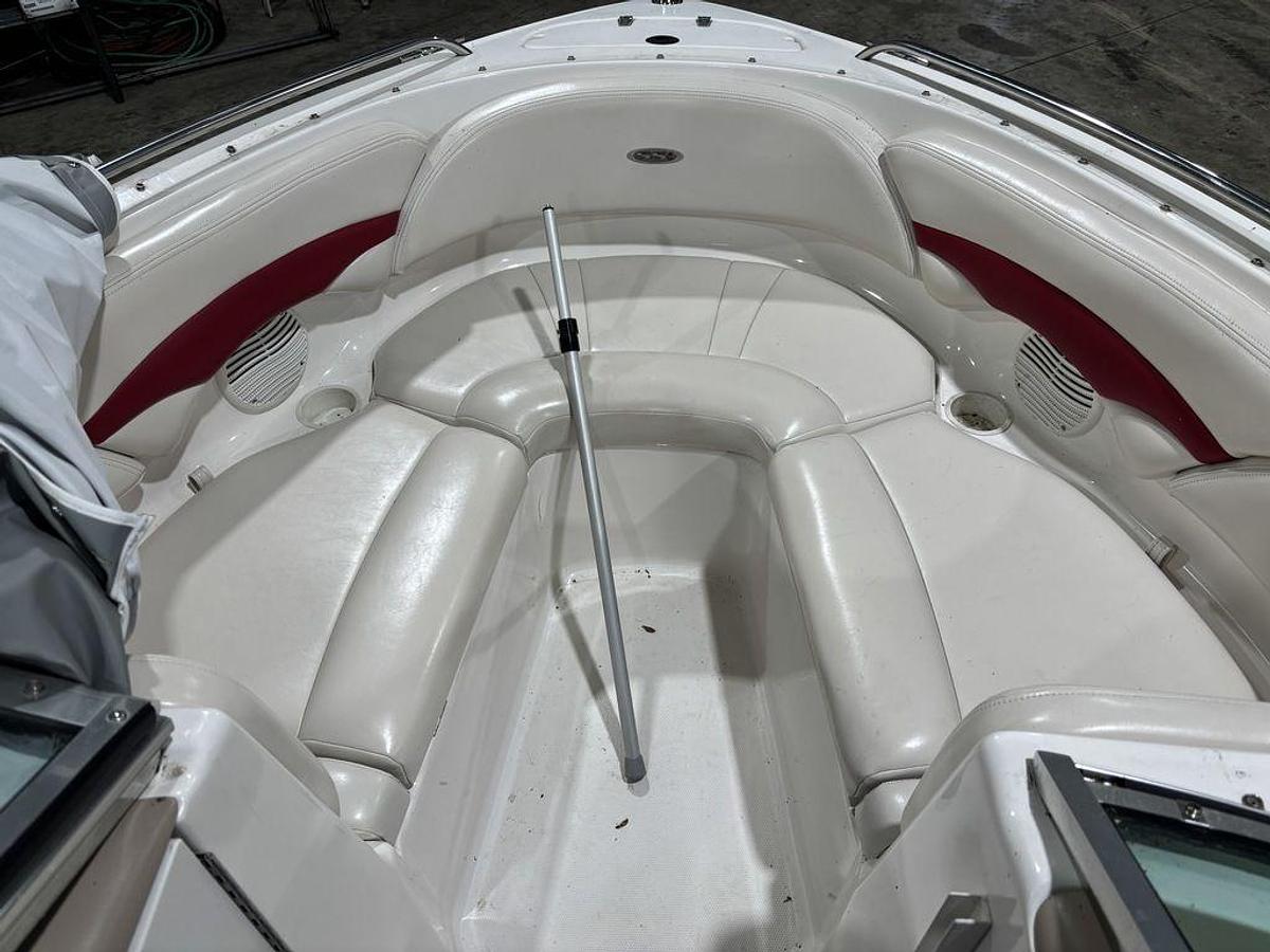 Used 2001 Chaparral 196 SSI