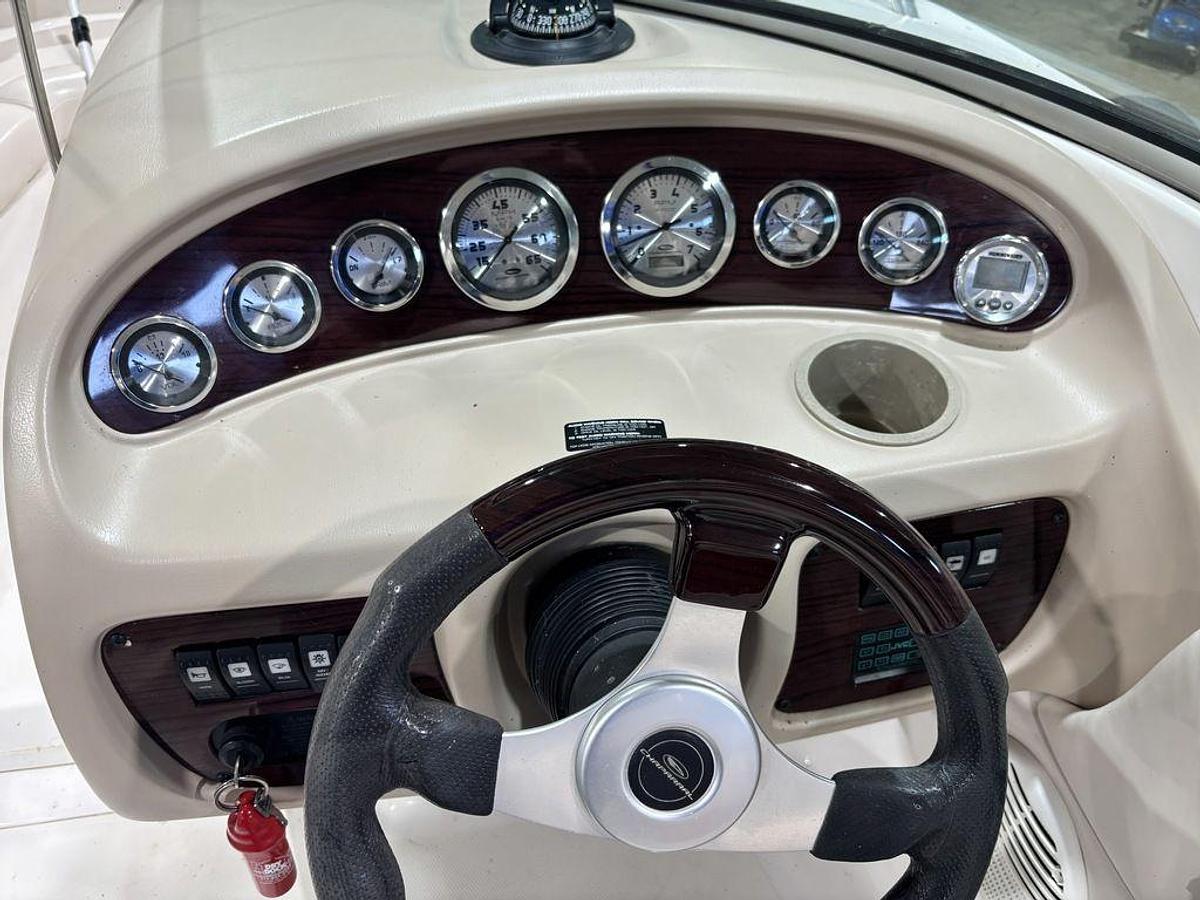Used 2001 Chaparral 196 SSI