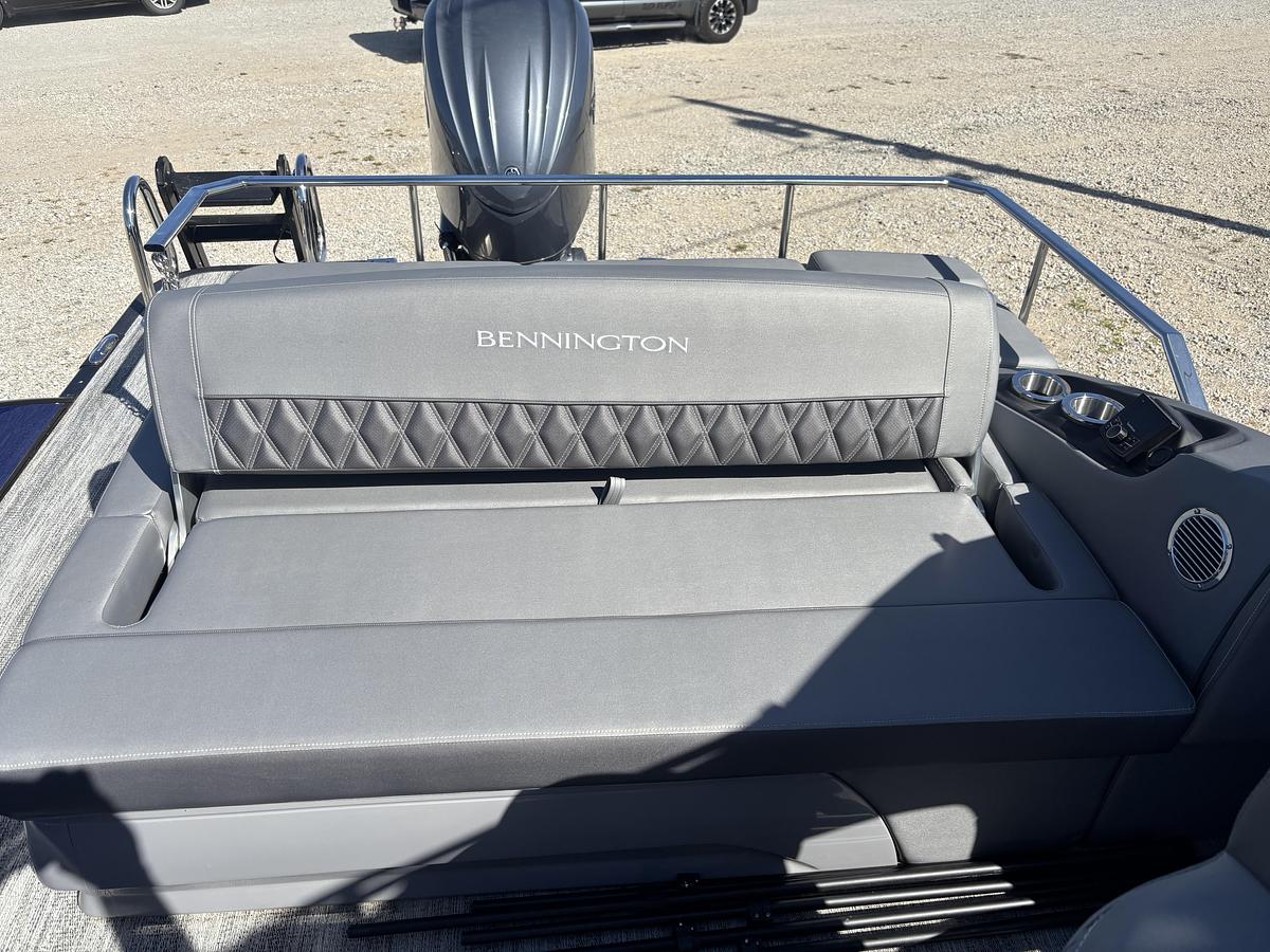 Used 2025 Bennington 23 QXSBA