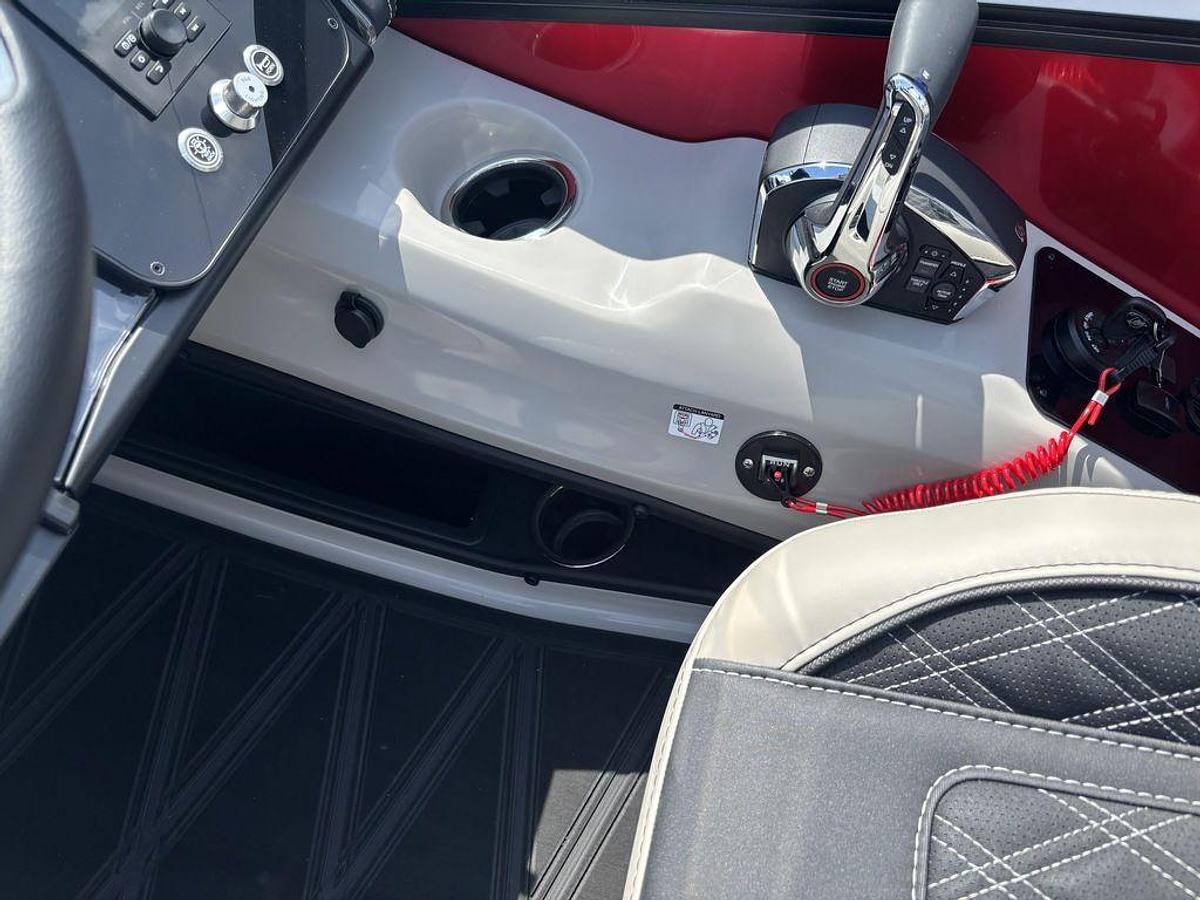 2026 Barletta Boats Lusso L25UC