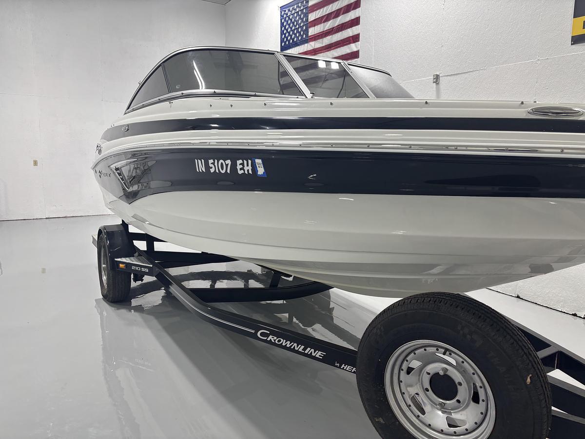 Used 2021 Crownline 210SS