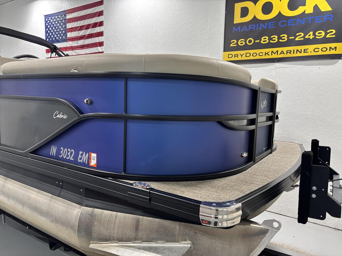 Used 2023 Barletta Cabrio 24UE