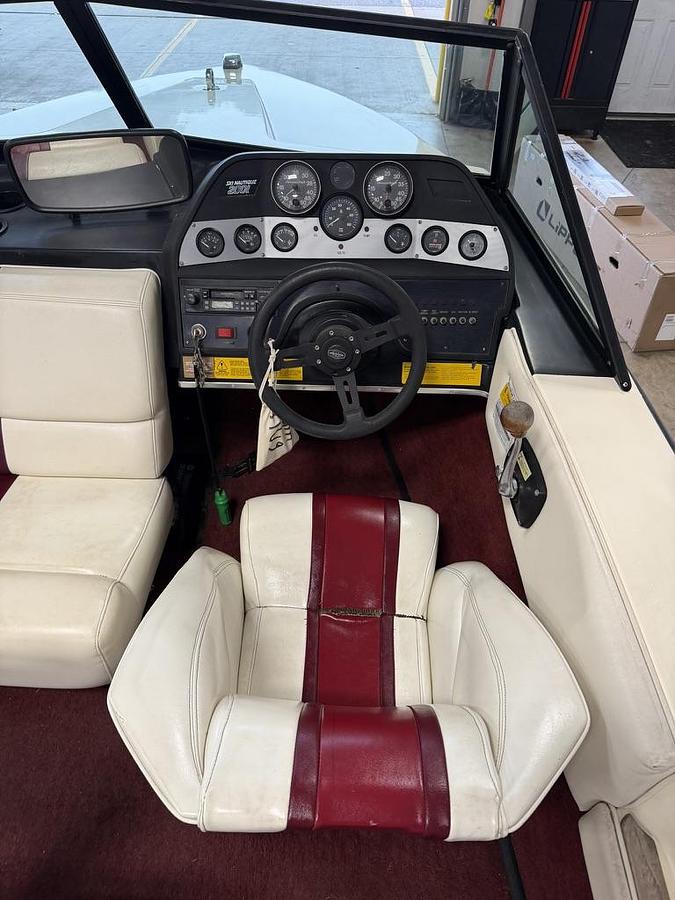 Used 1997 Correct Craft Ski Nautique 2001