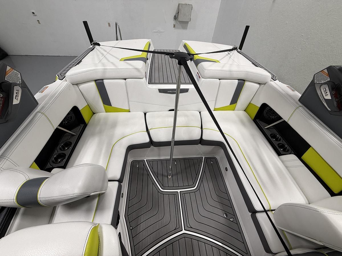 Used 2016 Nautique 210